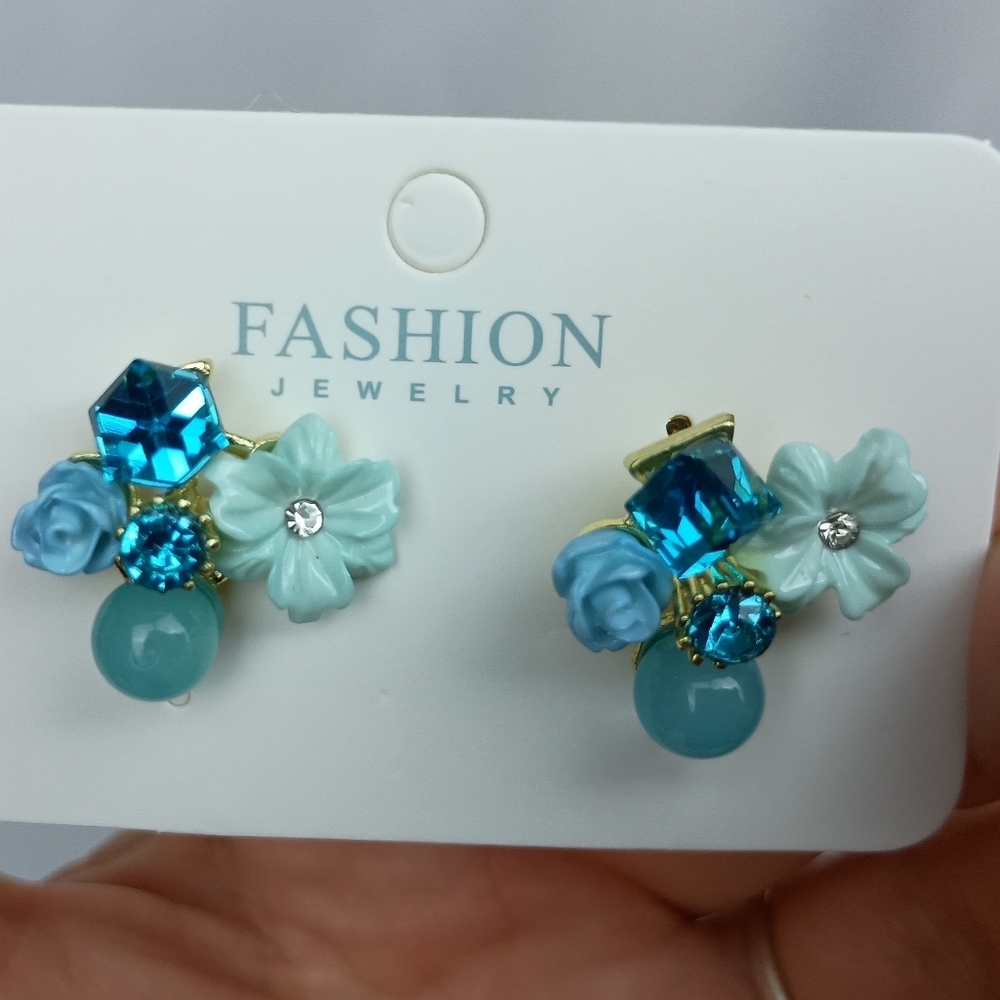 NEW Fashion Jewelry Aqua and Teal Gemstone Earrings (#0291)